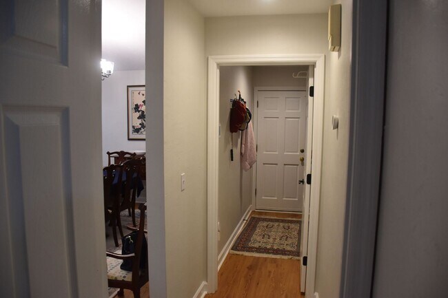 Building Photo - 3/2 Home in The Reserve