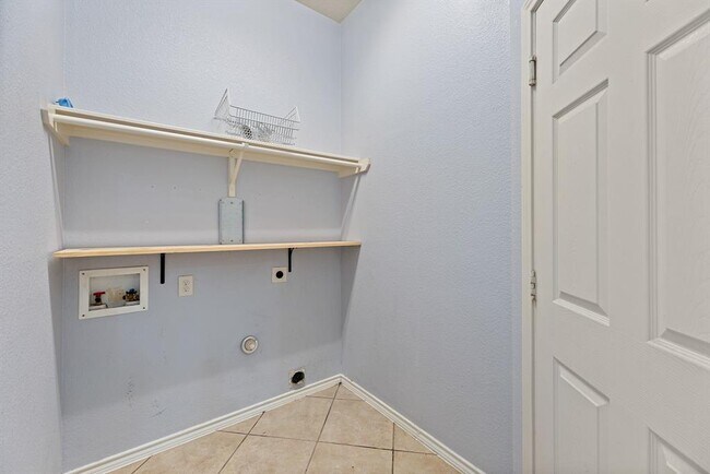 Building Photo - 11617 Glen Knoll Dr