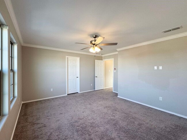 Building Photo - 5802 Moses Lp