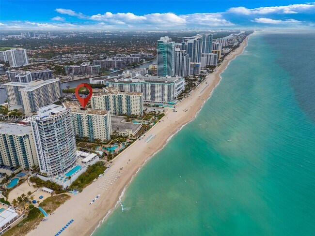 Building Photo - 3901 S Ocean Dr