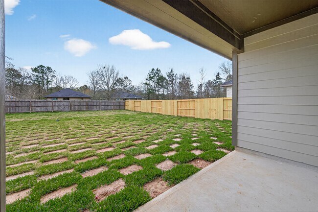 Building Photo - 1107 Lyle W Ave