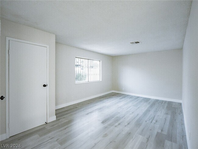 Building Photo - 817 Mantis Way