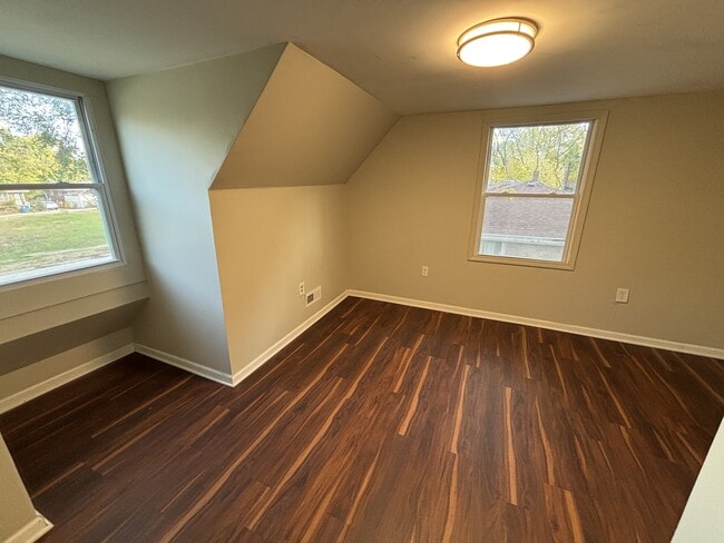 Building Photo - 5225 W 4th Ave