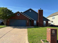 Building Photo - 8915 E 95th Pl