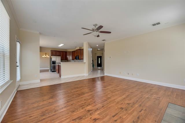 Building Photo - 2501 Royal Troon Dr