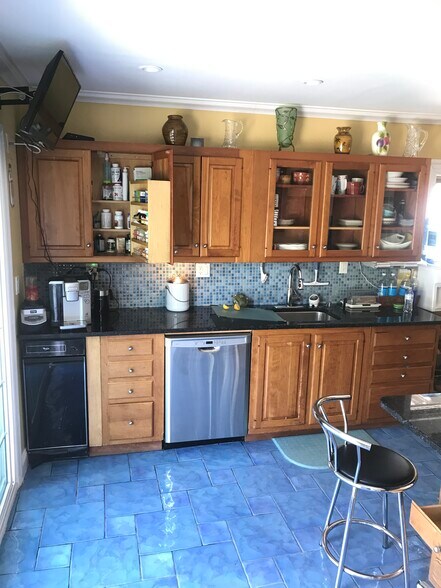 Building Photo - 87 Union St