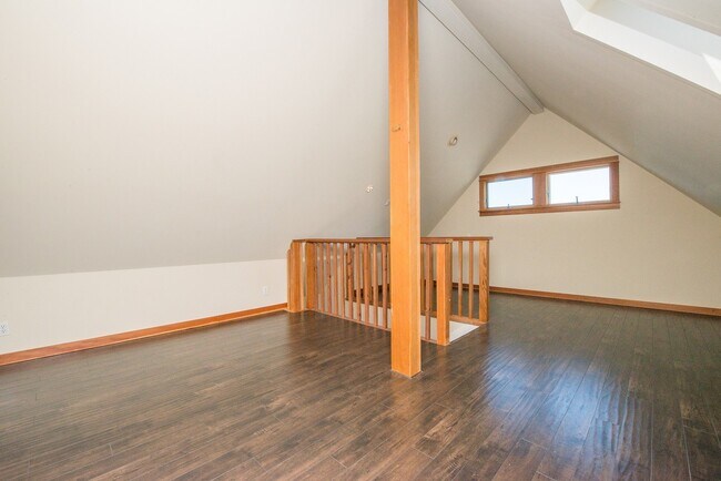 Building Photo - 1425 Walnut St