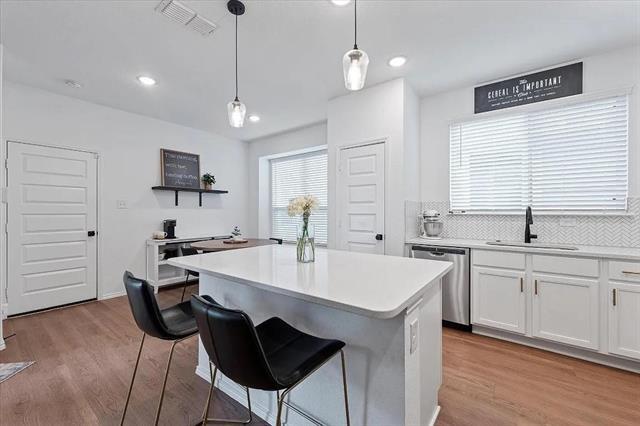 Building Photo - 10116 Revere Dr