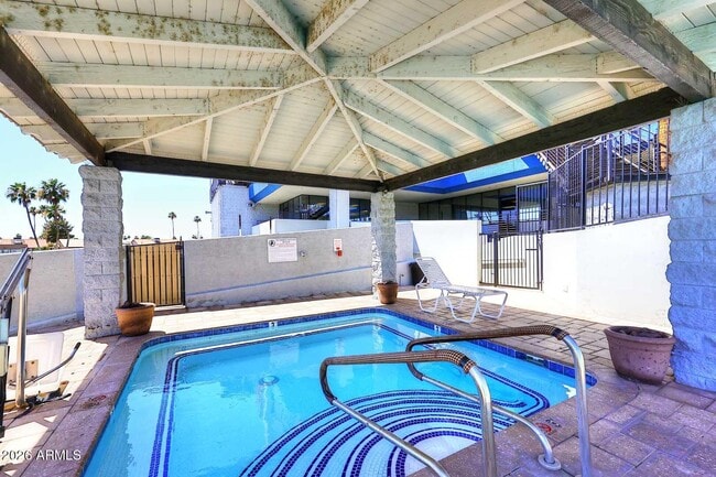 Building Photo - 6242 S Cypress Point Dr
