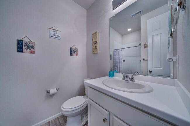Building Photo - 8262 Buffalo Horn Dr