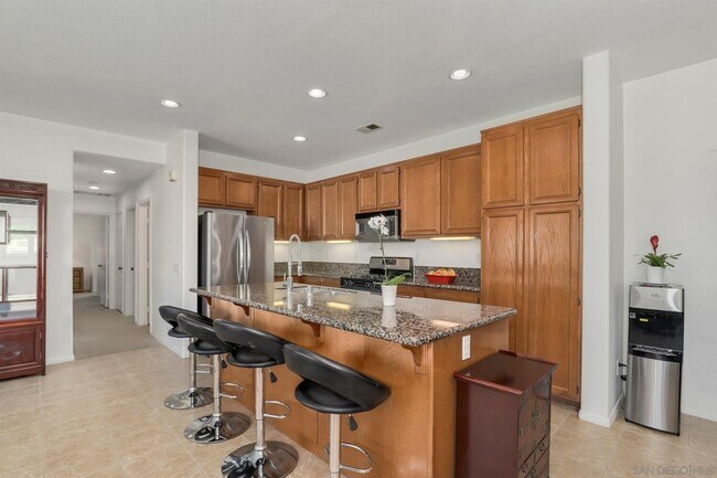 Building Photo - 2268 Lattice Ln