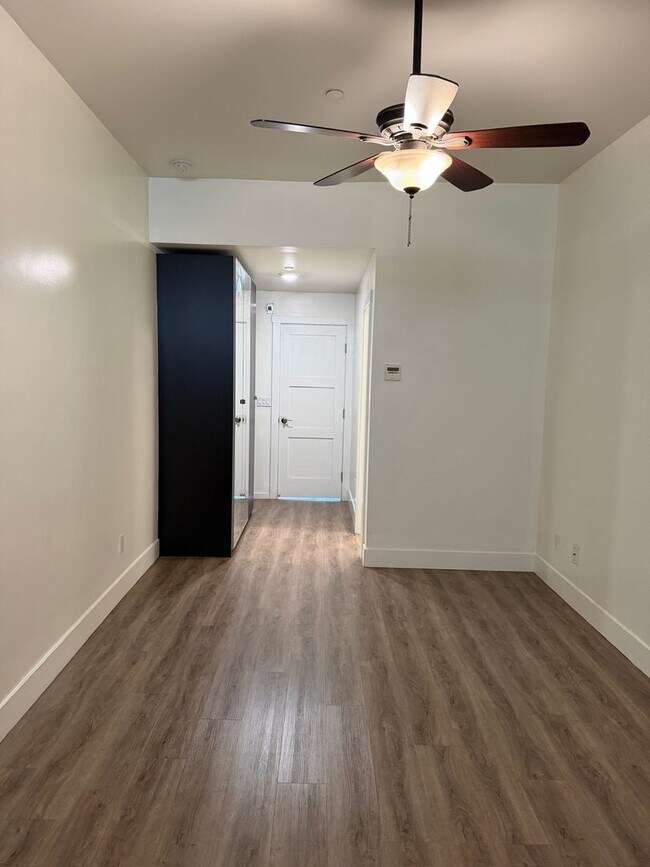 Building Photo - 303 U St