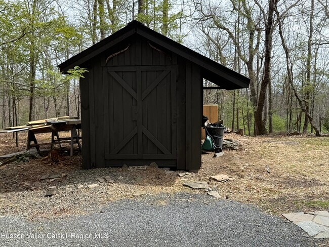 Building Photo - 25 Boggs Hill Rd