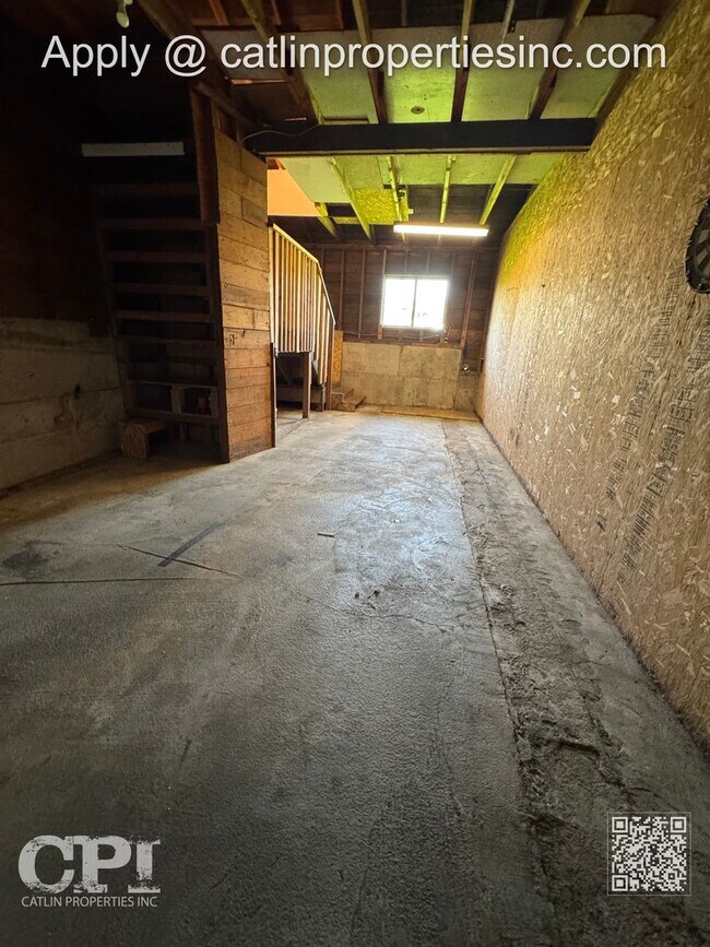 Building Photo - 3400 Columbia Heights Rd