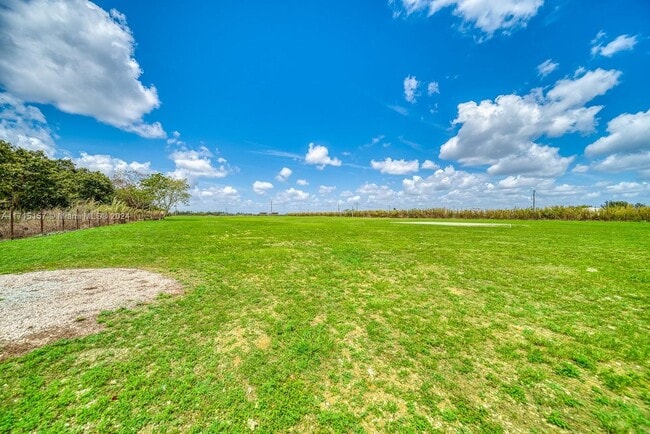 Building Photo - farm stay Sw Extended Stay-1-1