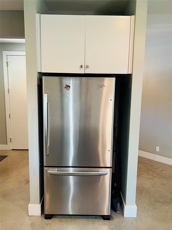 Building Photo - 5402 Avenue F