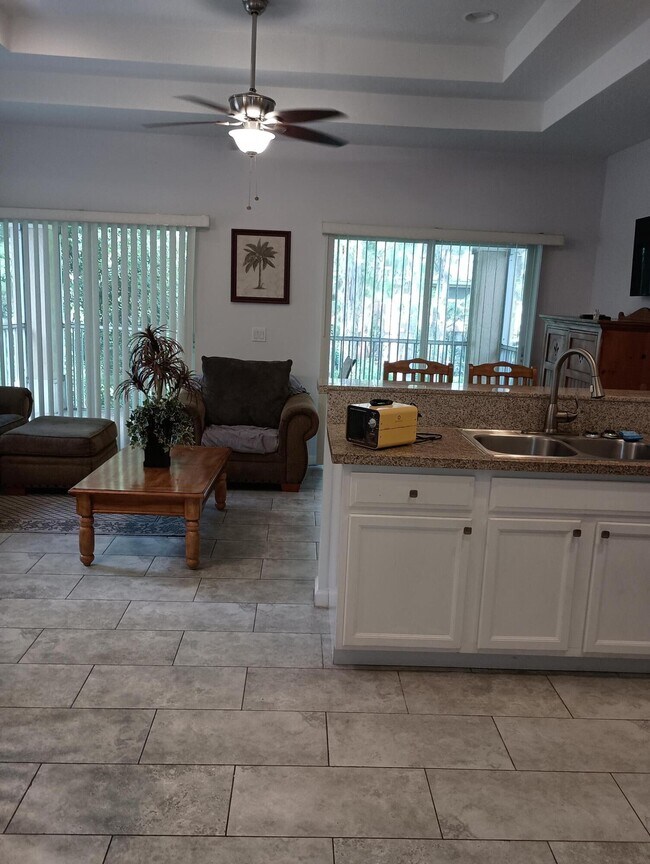 Building Photo - 8033 Carnoustie Pl