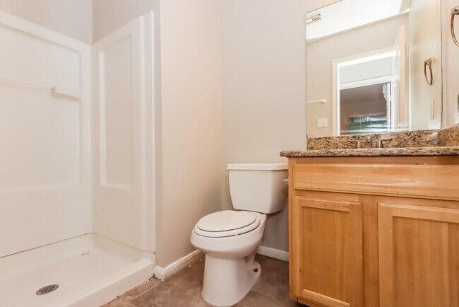 Building Photo - 4906 N Cancun Dr