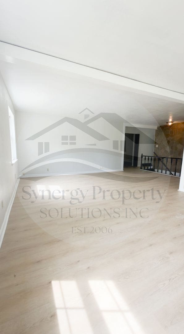 Building Photo - Madison Ranch Home