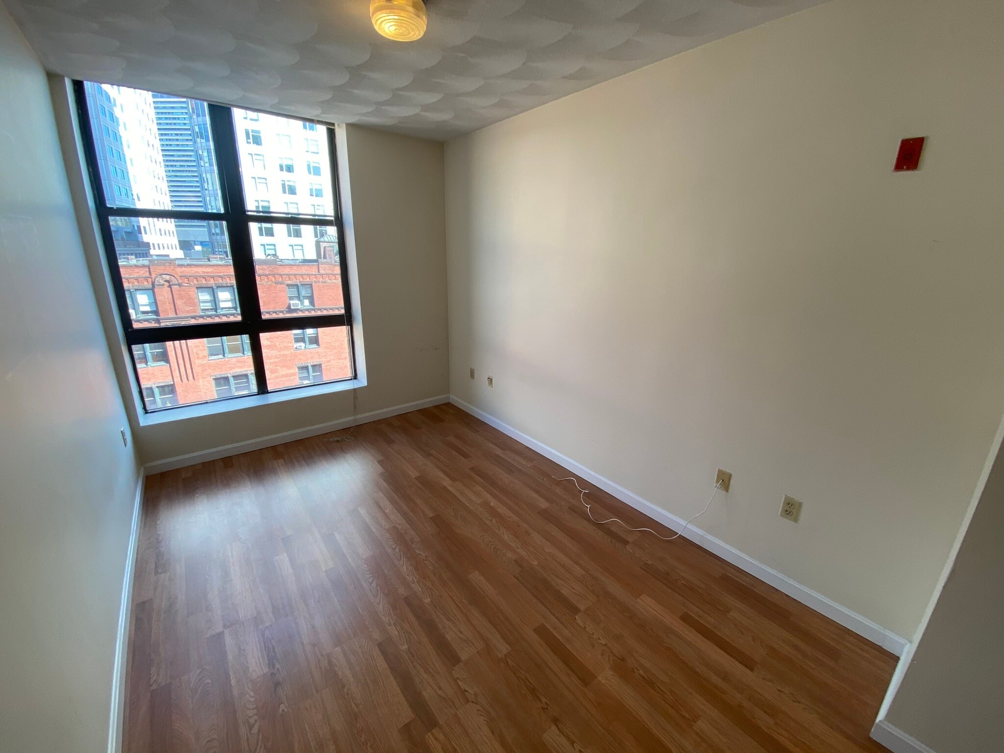 Building Photo - 68 Essex St