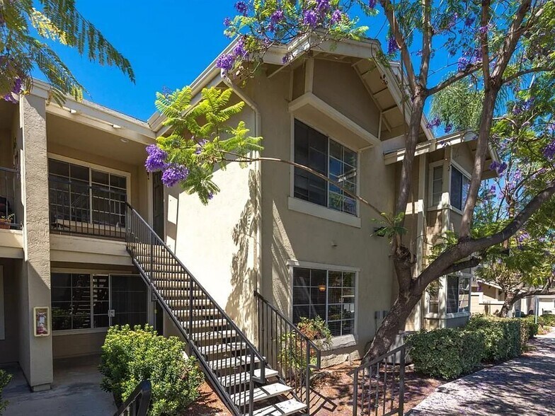 Building Photo - 3605 Grove St