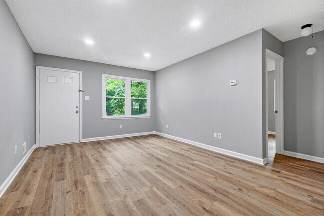 Building Photo - 928 Jason Ct