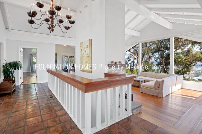 Building Photo - Upper Country Club Estate with Sweeping Vi...