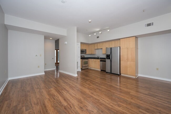 Building Photo - **WALKABLE MIDTOWN CONDO WITH BALCONY AND ...