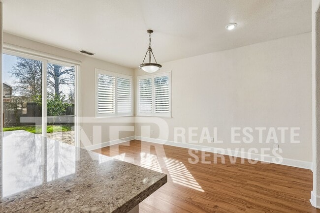 Building Photo - 2500 Merlin Way