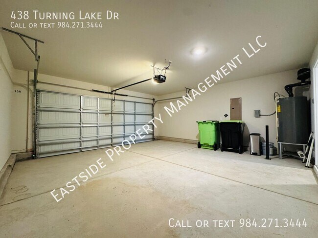 Building Photo - 438 Turning Lk Dr