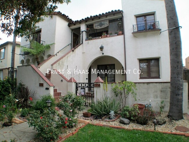 Building Photo - Lovely Spanish Styled Lower Duplex Unit in...