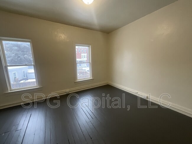 Building Photo - 644 Salem Ave