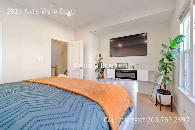 Building Photo - 2816 Arts Vista Blvd