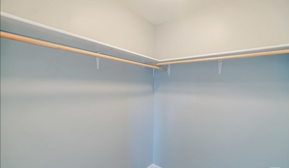 Bedroom Closet - 13401 Bessemer St
