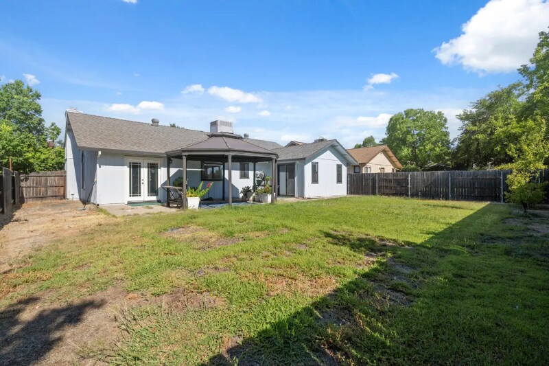 Building Photo - 2553 Candlewood Dr