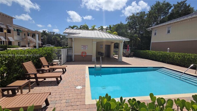 Building Photo - 4605 SW 75th Way