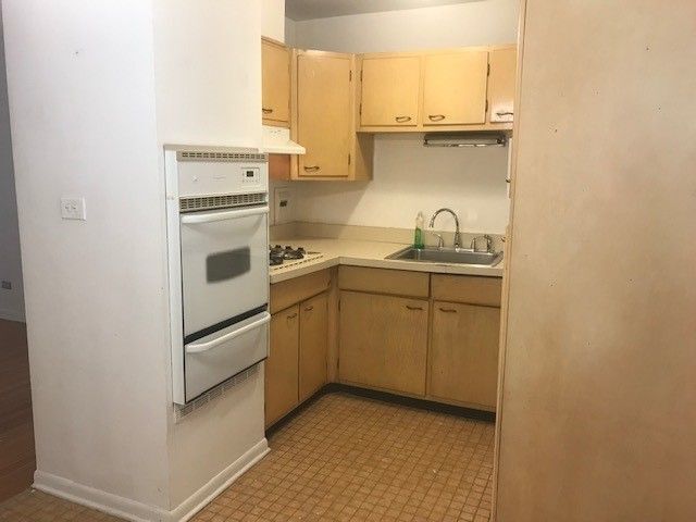 Kitchen - 1929 Harrison St