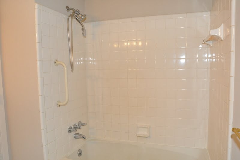 Building Photo - 30042 W 12 Mile Rd