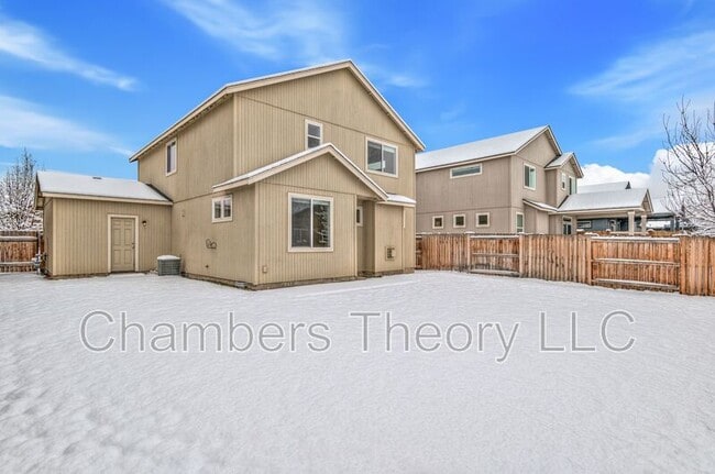 Building Photo - 3593 SW Pumice Ave