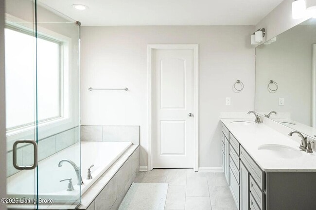 Building Photo - 110 Belden Trl