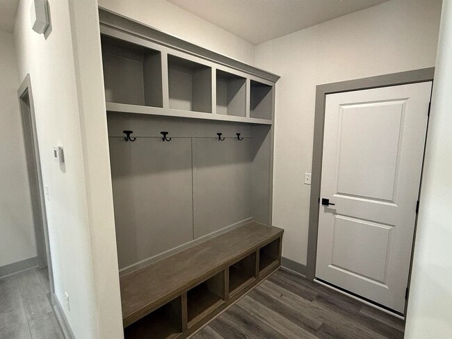 Building Photo - 5534 42nd St