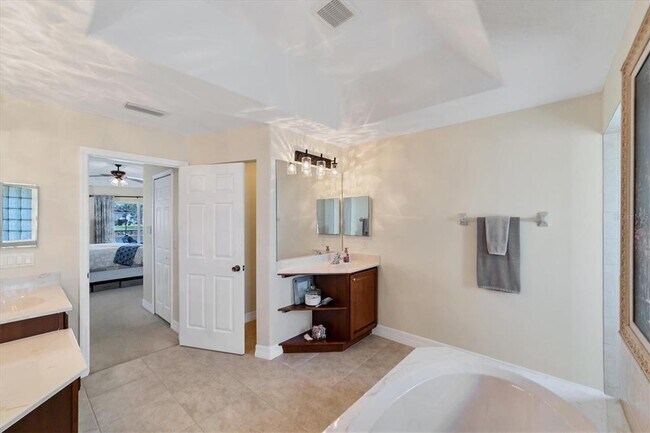 Building Photo - 15390 Ancel Cir