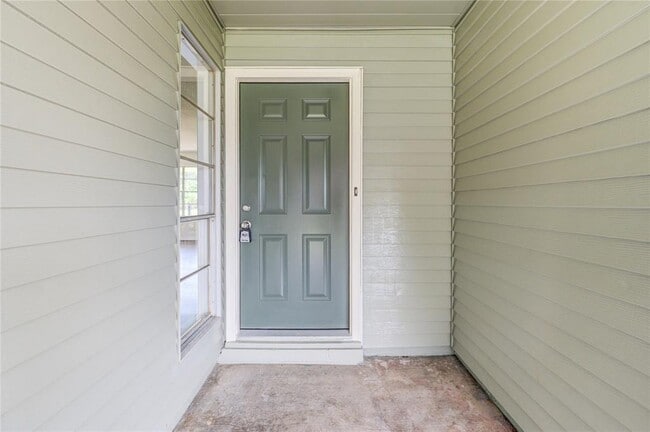 Building Photo - 10111 Fonville Dr