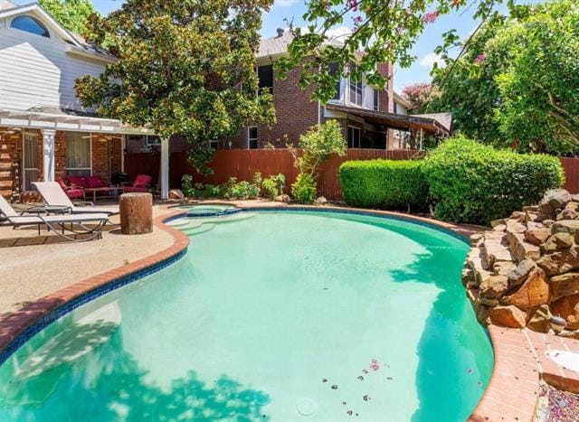 Building Photo - 2116 Houlton Ln