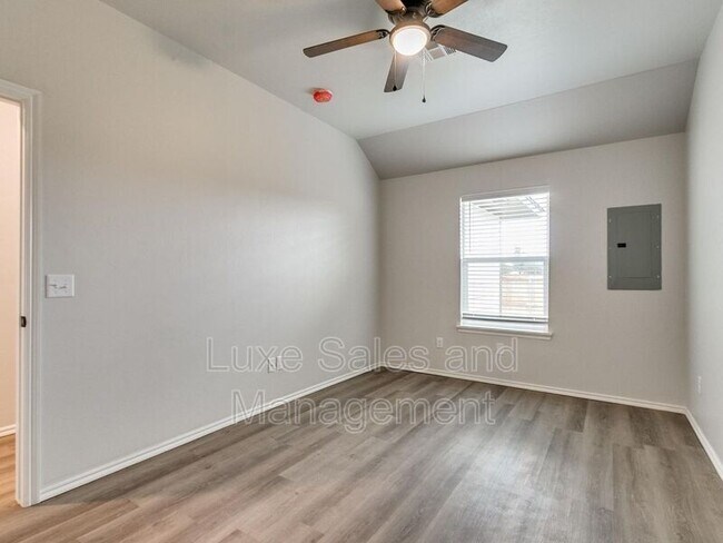 Building Photo - 10713 Lawson Place Rd