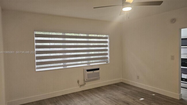 Building Photo - 1616 Michigan Ave