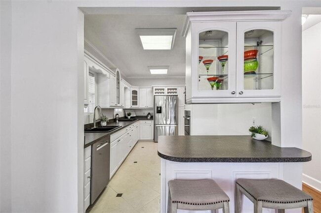 Building Photo - 2908 W San Isidro St