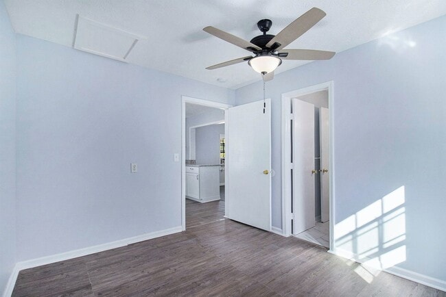 Building Photo - Charming Fully Renovated 2BR/1BA in the Heart of Loganville!