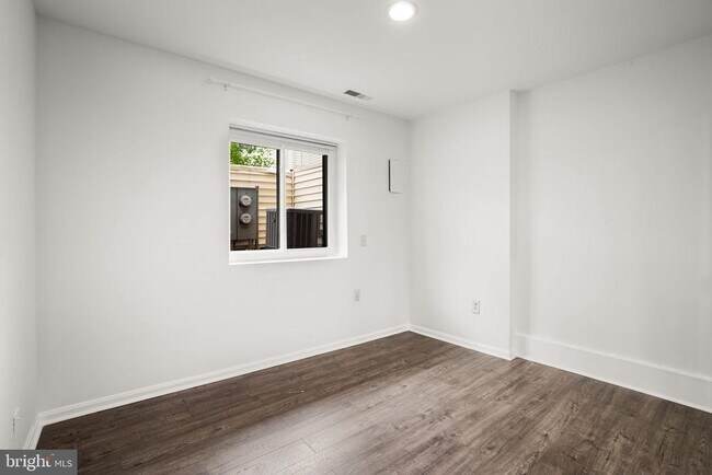 Building Photo - 18616 Pier Point Pl