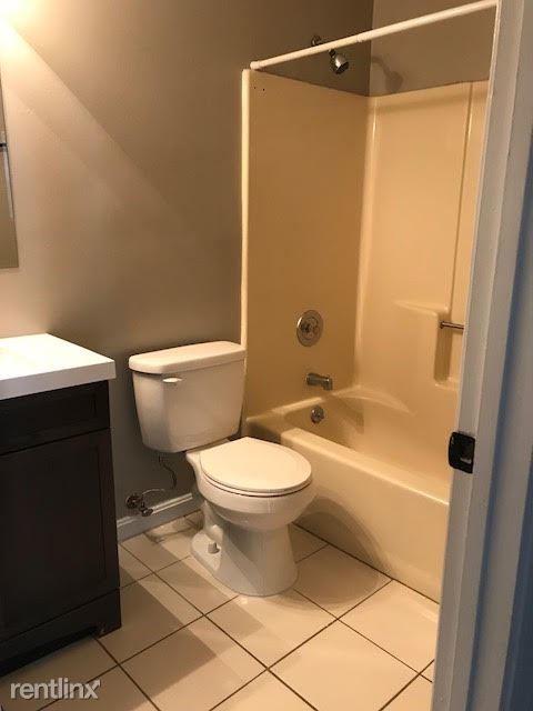 Building Photo - 2 br, 2 bath Apartment - 1300 Downing Street